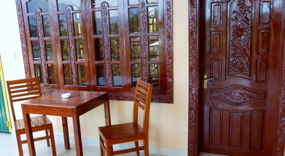 Kampot Manor Hotel Exterior photo