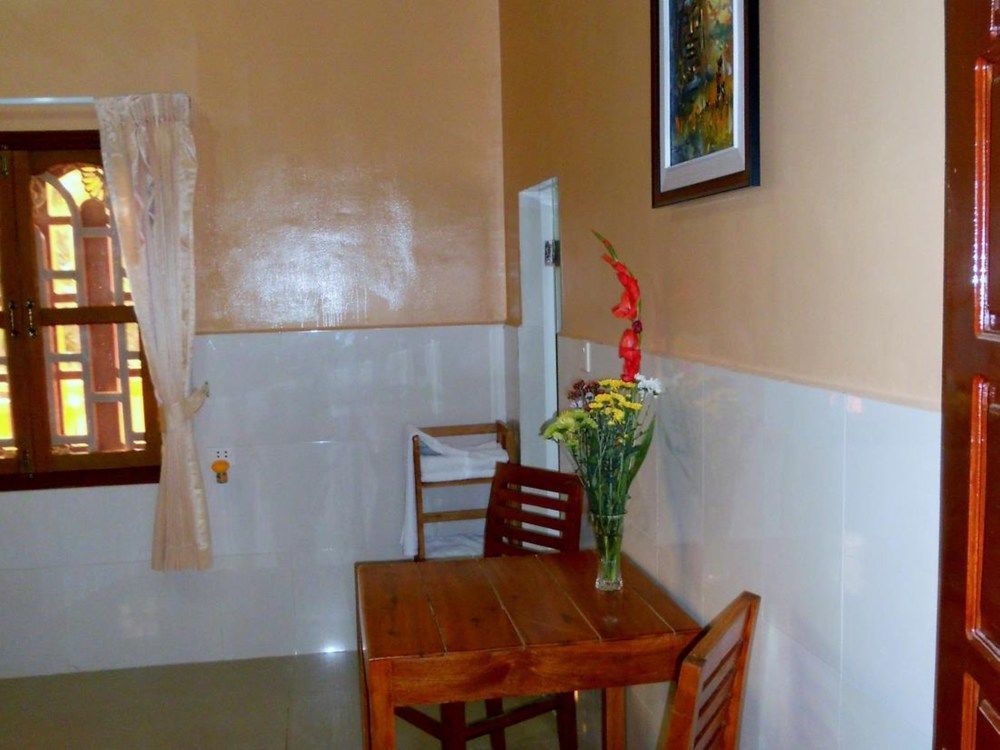 Kampot Manor Hotel Exterior photo